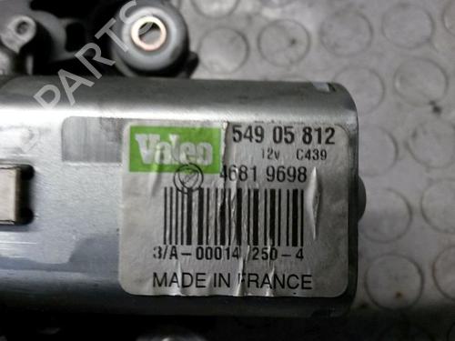 Essuie-glace moteur arrière FIAT STILO Multi Wagon (192_) 1.9 JTD | BP15705125M102 
