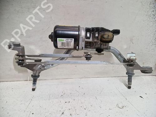 front-wiper-motor-renault-clio-iv-estate-van-kh_-2013-2014-2015-2016-2017-2018-2019-2020-2021-32305426 main image