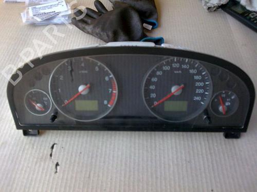 Used Display monitor FORD MONDEO III Saloon (B4Y) 2.0 16V (146 hp) 15696616