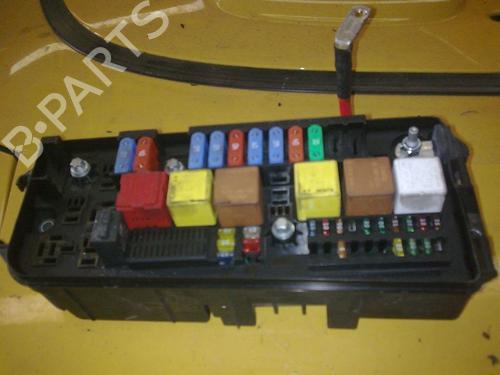 Boîte à Fusibles OPEL VECTRA C (Z02) 2.0 DTI 16V (F69) (101 hp) 15696231