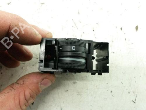 Used Switch SEAT ALTEA XL (5P5, 5P8) 1.2 TSI (105 hp) 29317014