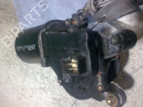 Motorino del tergicristallo anteriore MAZDA 626 V Hatchback (GF) 2.0 (GFER) (115 hp) 15693260