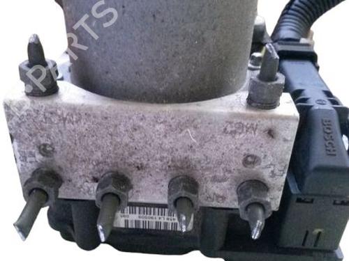 Used ABS pump ABS pump PEUGEOT 107 (PM_, PN_) 1.0 (68 hp) 15699012 15699012