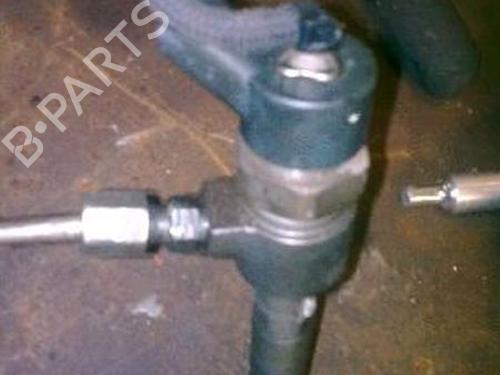 Used Injector FIAT PUNTO (188_) 1.9 JTD 80 (188.237, .257, .337, .357) (80 hp) 15695478