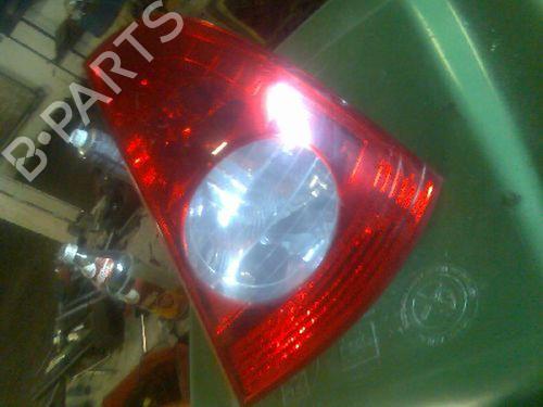 Farolim direito RENAULT CLIO II (BB_, CB_) 1.2 (75 hp) 17141239