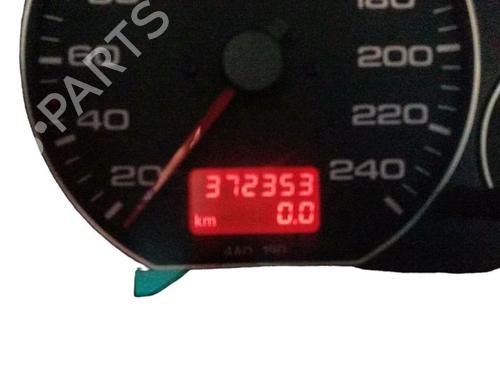 Used Engine control unit (ECU) AUDI A6 C4 Avant (4A5) 2.5 TDI (140 hp) 15703849