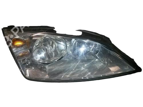 Used Right headlight FORD MONDEO III (B5Y) 2.0 16V TDDi / TDCi (115 hp) 15704762
