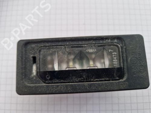 Used Licence plate light SKODA OCTAVIA III Combi (5E5, 5E6) 2.0 TDI (150 hp) 31081577