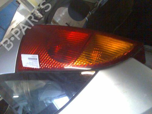 Venstre Baklys FORD FOCUS I (DAW, DBW) 1.4 16V (75 hp) 15693987