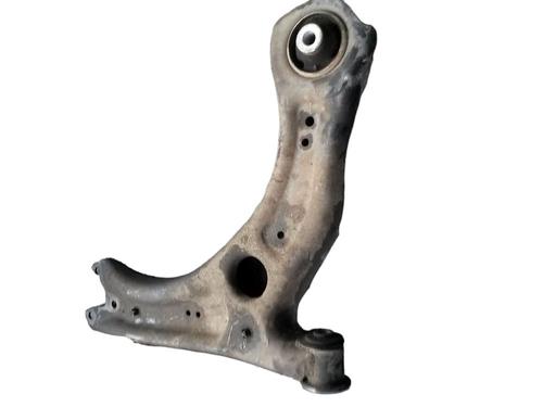 Højre fortil bærearm VW POLO VI (AW1, BZ1, AE1) 1.0 (65 hp) 30640145
