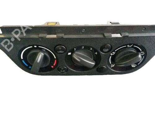 Airco bedieningspaneel SUZUKI SWIFT III (MZ, EZ) 1.3 (RS413, ZC11S) (92 hp) 15698516