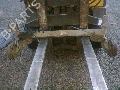 Rear axle RENAULT CLIO II (BB_, CB_) 1.9 D (B/CB0E, BB0J) (64 hp) 15709664