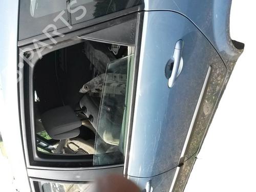 Dør venstre bak RENAULT SCÉNIC II (JM0/1_) 1.4 (JM0B, JM0H, JM1A) (98 hp) 15701205