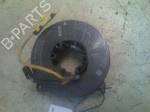 Used Squib airbag Squib airbag OPEL ZAFIRA A MPV (T98) 2.0 DI 16V (F75) (82 hp) 15694737 15694737