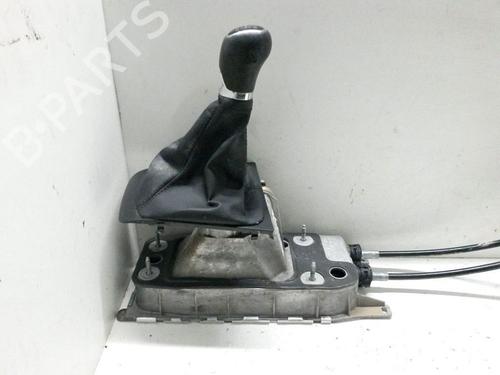 Gear lever SKODA YETI (5L) 1.2 TSI | BP21589153M90 