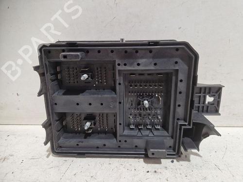 Fuse box OPEL CORSA E (X15) 1.3 CDTI (08, 68) | BP36776013E1 - Image 2