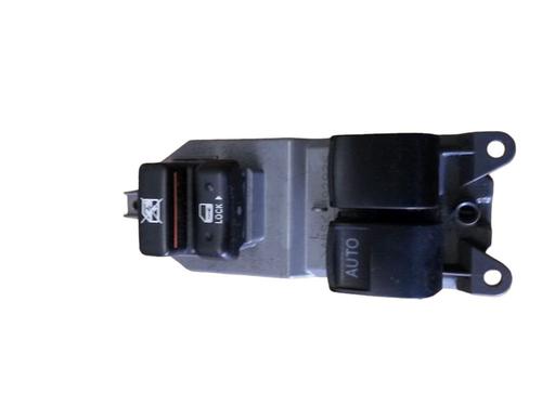 Used Switch TOYOTA YARIS (_P9_) 1.3 VVT-i (NCP90_, NCP90R) (86 hp) 30640321