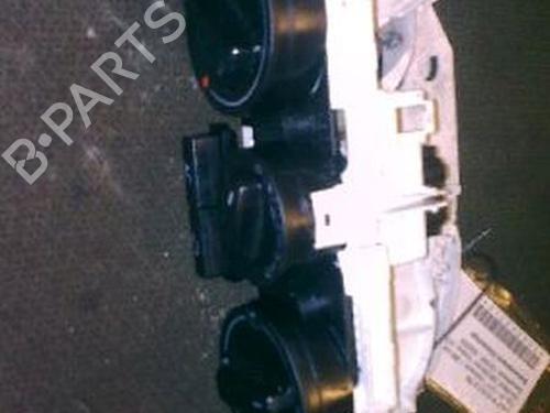 AC Styreenhet / Manøvreringsenhet VW GOLF IV (1J1) 1.9 TDI (90 hp) 15695460