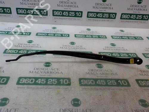 Used Front windshield wiper arm Front windshield wiper arm HYUNDAI KONA (OS, OSE, OSI) 1.0 T-GDi (120 hp) 3990570 3990570