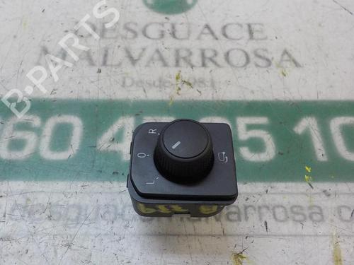 Used Mirror switch Mirror switch SEAT ARONA (KJ7, KJP) 1.0 TSI (95 hp) 3990354 3990354