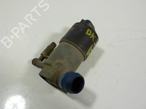 Used Washer pump TOYOTA YARIS (_P13_) 1.0 (KSP130_, KSP130) (69 hp) 14288699