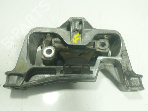 Used Engine mount Engine mount MERCEDES-BENZ CLA Shooting Brake (X117) CLA 200 CDI / d (117.908) (136 hp) 24738308 24738308