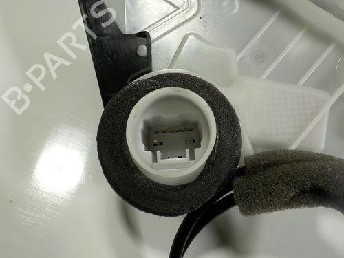 Front right lock TOYOTA YARIS (_P21_, _PA1_, _PH1_) 1.5 Hybrid (MXPH11) | BP11193678C97 