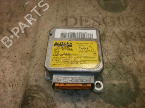 Airbag styreenhed PEUGEOT 206 Hatchback (2A/C) 1.4 i (75 hp) 3800132
