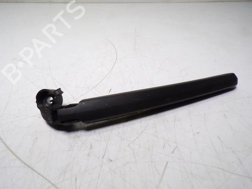 Used Rear windshield wiper arm Rear windshield wiper arm SEAT LEON Sportstourer (KL8, KLD) 2.0 TDI (150 hp) 13660824 13660824