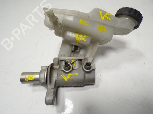 Used Brake master cylinder Brake master cylinder PEUGEOT 5008 II (MC_, MJ_, MR_, M4_) [2016-2026] 12250839 12250839