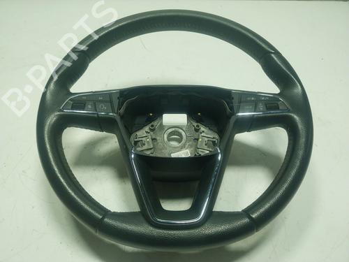 Used Steering wheel SEAT ARONA (KJ7, KJP) 1.0 TSI (95 hp) 19105063