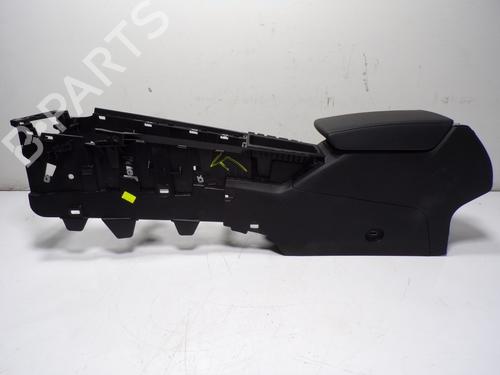 Used Armrest / Center console Armrest / Center console CUPRA LEON Sportstourer (KL8, KU8, KUD) [2020-2026] 13410283 13410283
