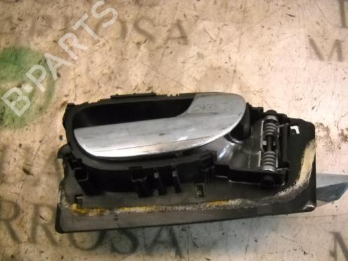 Used Front right interior door handle Front right interior door handle PEUGEOT 307 (3A/C) 2.0 HDi 90 (90 hp) 3790970 3790970