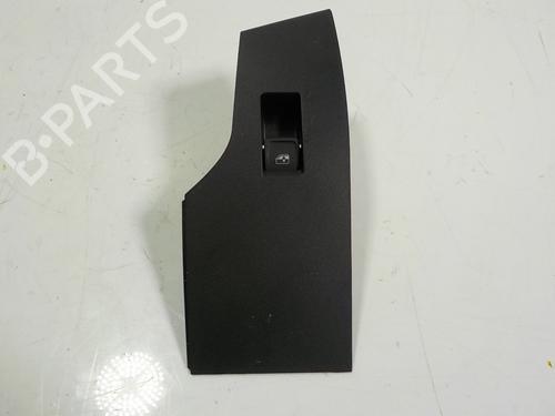 Used Right rear window switch Right rear window switch SEAT LEON Sportstourer (KL8, KLD) 2.0 TDI (150 hp) 15065386 15065386