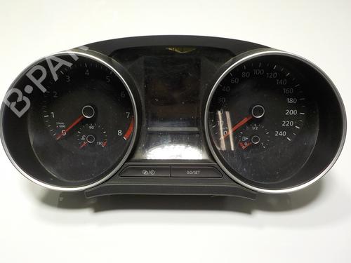 Used Instrument cluster VW POLO V (6R1, 6C1) 1.2 TSI (90 hp) 15136308