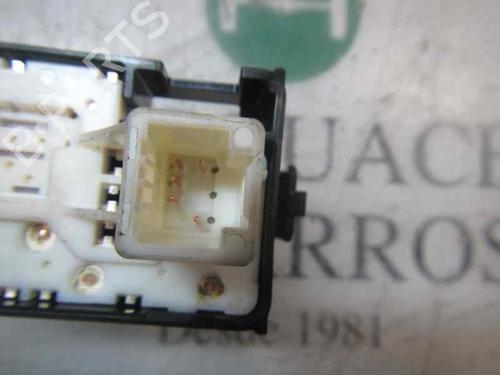 Right front window switch TOYOTA PRIUS PLUS (_W4_) | BP4002895I26