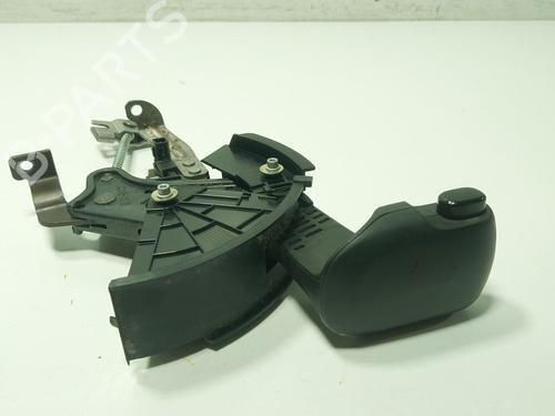 hand-brake-fiat-500l-351_-352_-2012-29919579 main image
