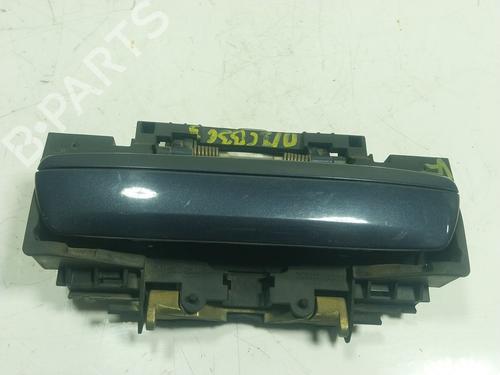 Used Front left exterior door handle AUDI A8 D3 (4E2, 4E8) 4.2 quattro (335 hp) 19134014