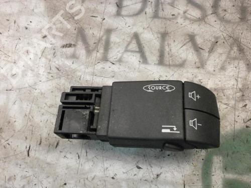 Used Electronic module Electronic module RENAULT ESPACE IV (JK0/1_) 2.2 dCi (JK0H) (150 hp) 3791763 3791763