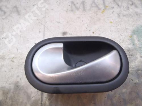 Used Rear left interior door handle Rear left interior door handle RENAULT MODUS / GRAND MODUS (F/JP0_) 1.4 (JP01, JP0J) (98 hp) 3823565 3823565