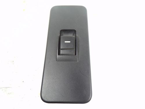 Used Left rear window switch Left rear window switch LAND ROVER RANGE ROVER SPORT I (L320) 2.7 D 4x4 (190 hp) 7461243 7461243