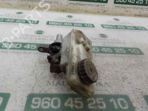 Used Brake master cylinder RENAULT KANGOO / GRAND KANGOO II (KW0/1_) [2008-2025]  4706104