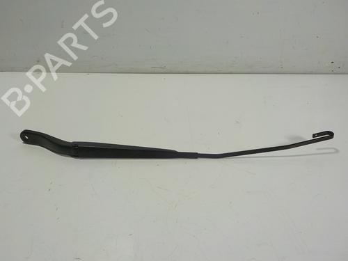 Used Front windshield wiper arm Front windshield wiper arm RENAULT MASTER III Van (FV) 2.3 dCi 170 FWD (FV0L) (170 hp) 13259629 13259629