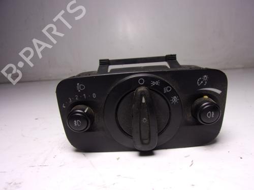 Used Headlight switch Headlight switch FORD C-MAX II (DXA/CB7, DXA/CEU) 1.6 TDCi (95 hp) 15877143 15877143