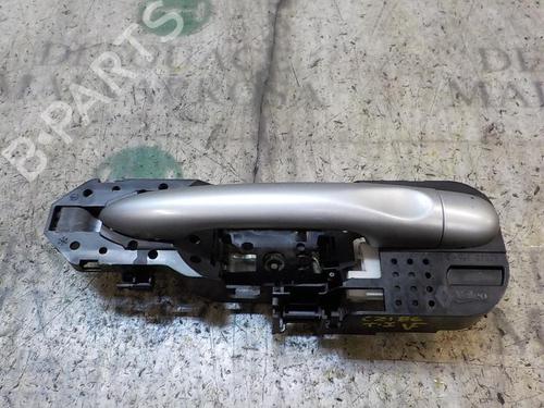 Used Rear left exterior door handle Rear left exterior door handle RENAULT MEGANE III Hatchback (BZ0/1_, B3_) 1.9 dCi (BZ0N, BZ0J) (131 hp) 3998763 3998763
