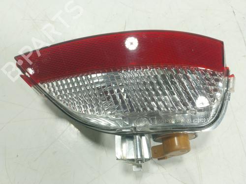 reverse-light-renault-captur-i-j5_-h5_-2013-23107680 main image