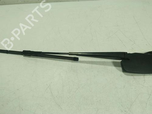 Used Front windshield wiper arm Front windshield wiper arm 39452733 39452733