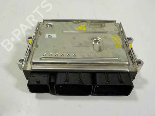 Used Engine control unit (ECU) RENAULT CLIO V (B7_) 1.5 Blue dCi 85 (B7AG) (86 hp) 14930385