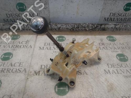 Used Gear lever Gear lever TOYOTA IQ (_J1_) 1.33 (NGJ10_, NGJ10R) (98 hp) 9080187 9080187
