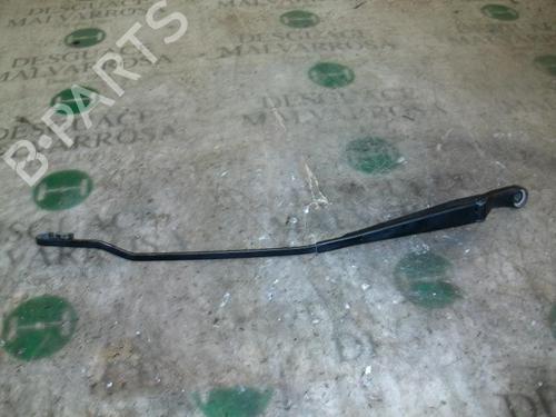 Used Front windshield wiper arm Front windshield wiper arm 3779473 3779473